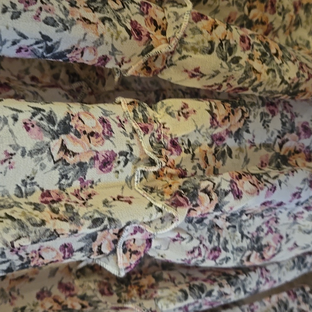 Chic Cream Floral Off-Shoulder Midi Dress NWT - Picture 7 of 15